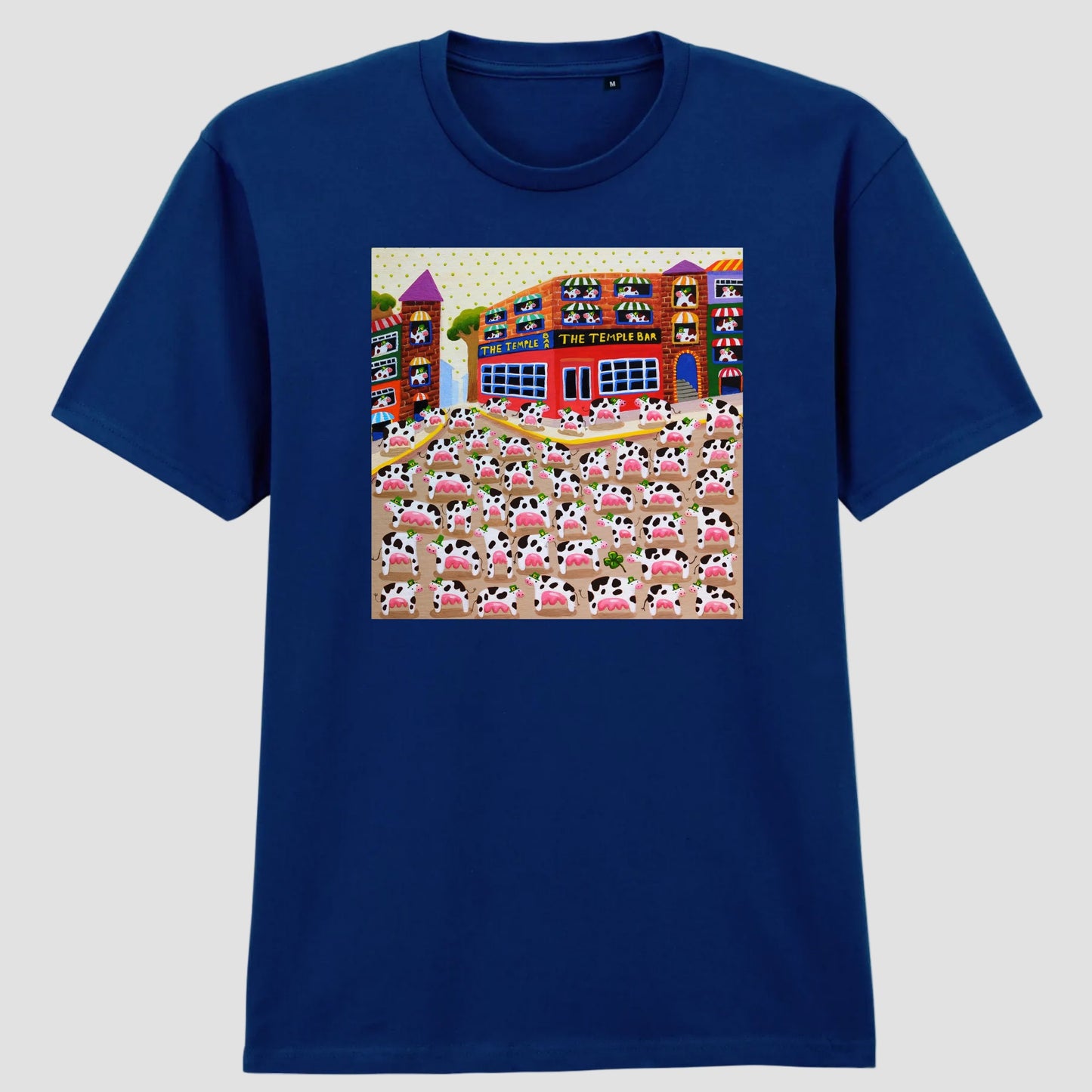 Hidden cow in The Temple Bar, Ireland, Dublin T-Shirt